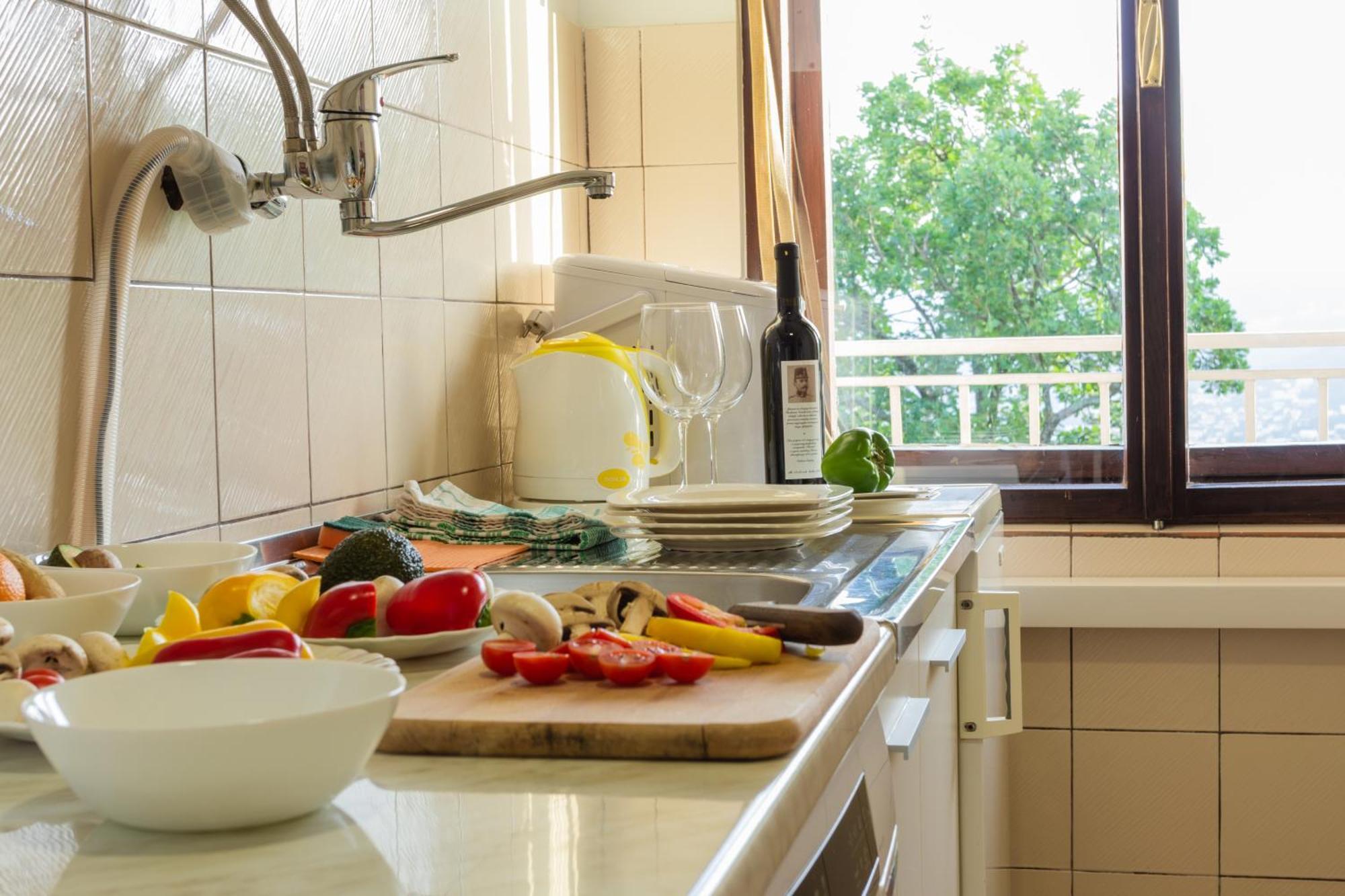 Apartamento Sea View Retreat With 170Mbps Wifi And Sunny Balcony Kastav Exterior foto