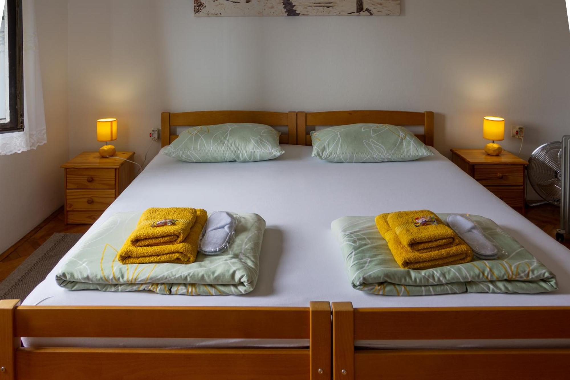 Apartamento Sea View Retreat With 170Mbps Wifi And Sunny Balcony Kastav Exterior foto
